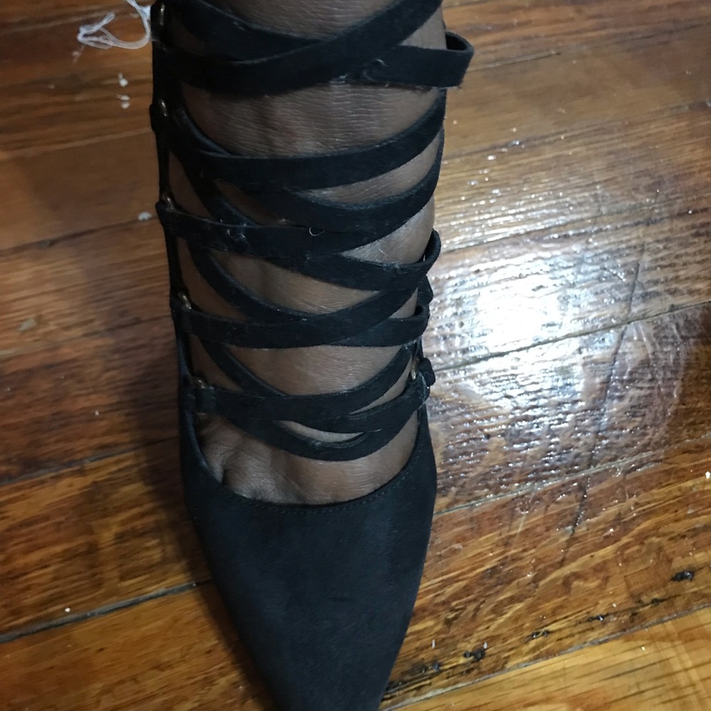 GUESS ZIP BACK SHOES - Picture 7 of 8